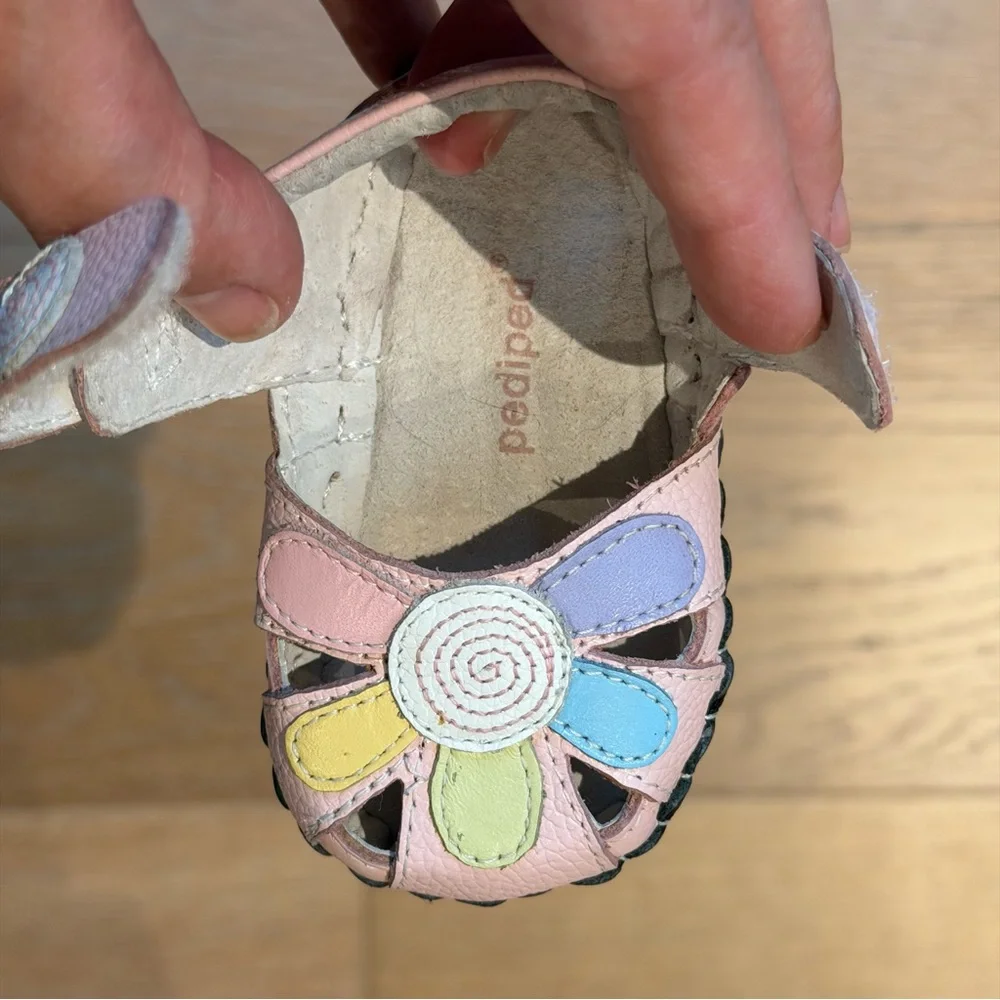 Pediped Baby Shoes Infant Pre-Walking Daisy Pink Rainbow Flower 0-6M Sandal EUC